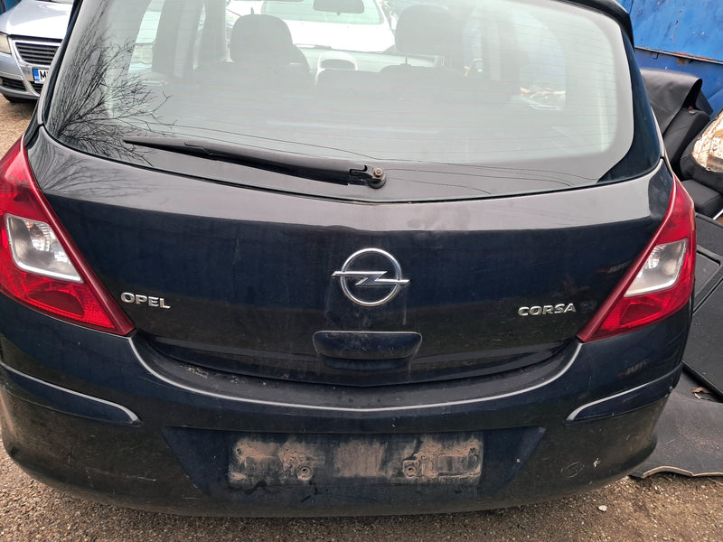 Opel Corsa D hatchback 4 usi, haion complet, cu luneta si motoras stergator.