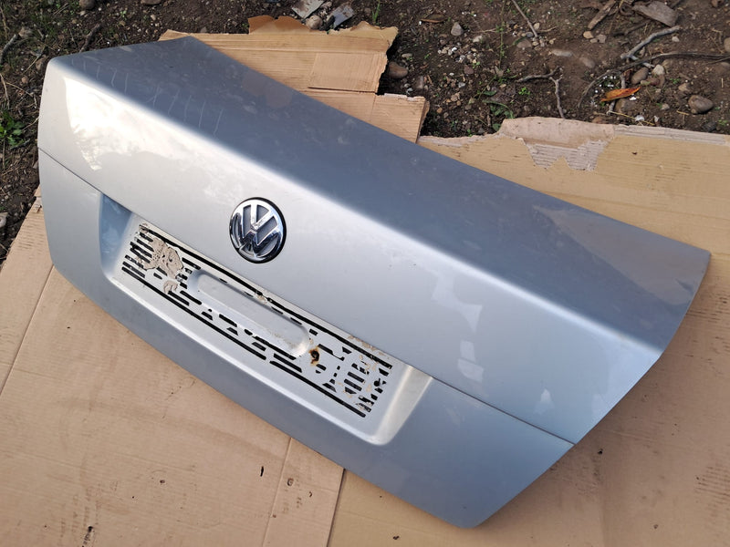Volkswagen Bora, capota portbagaj, cod culoare LA7W