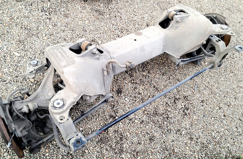 Peugeot 407 berlina, punte spate completa cu fuzete, amortizoare, etc