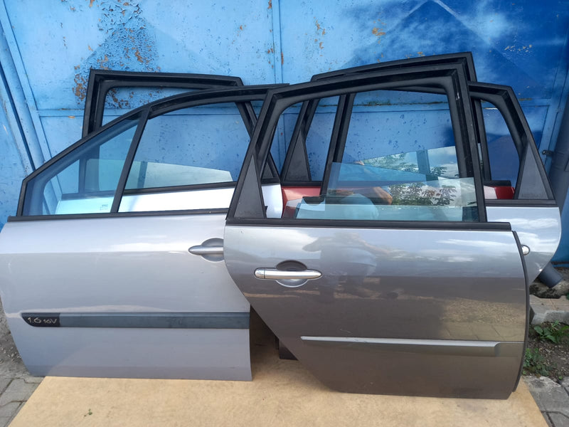Renault Scenic 2 Grand Scenic, usa usi portiere dezechipate, originale